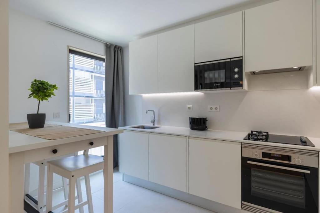 Campolide 2 Bedroom Delight By Innkeeper Lisbon Exterior photo